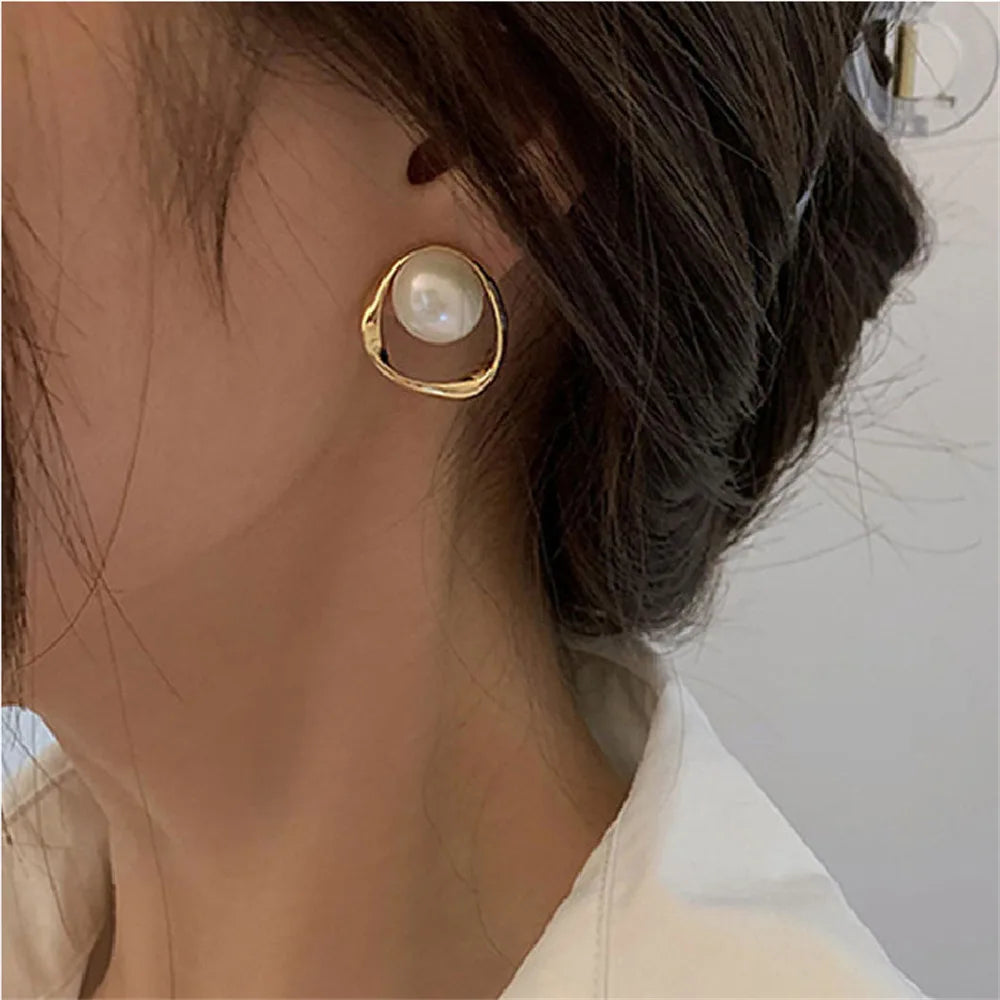 Imitation Pearl Earring for Women Gold Color Round Stud Earrings Korean Delicate Irregular Design Unusual Fashion Jewelry